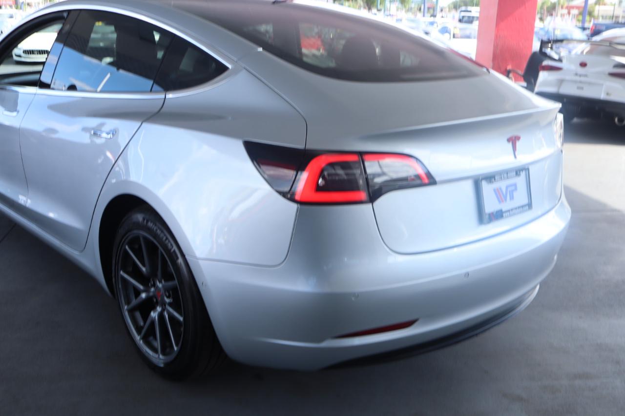 Tesla Model 3 Mid Range Battery RWD 2018