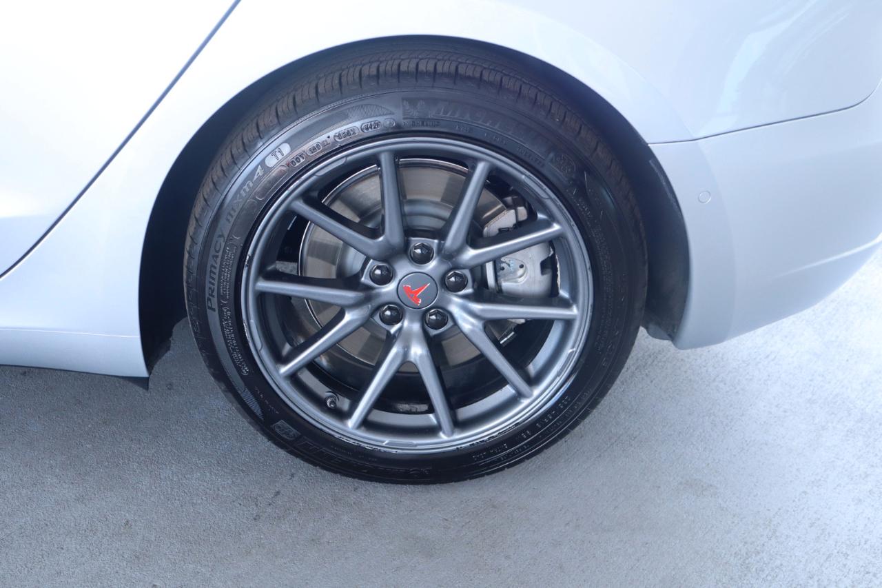 Tesla Model 3 Mid Range Battery RWD 2018