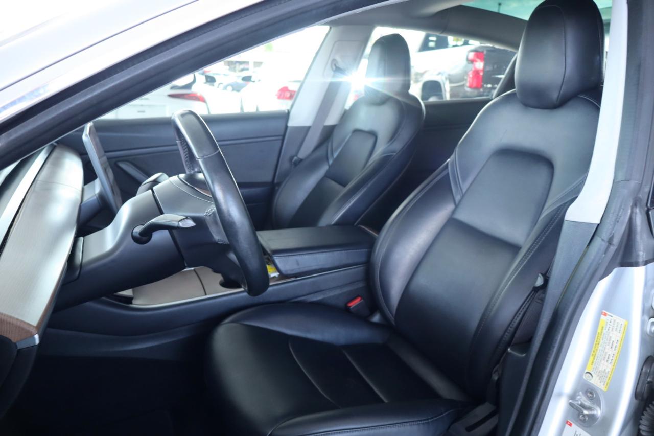 Tesla Model 3 Mid Range Battery RWD 2018