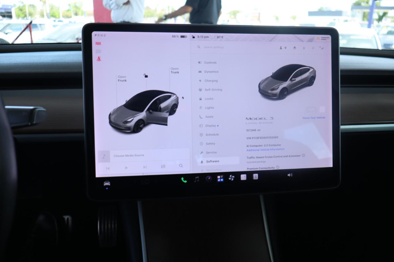 Tesla Model 3 Mid Range Battery RWD 2018