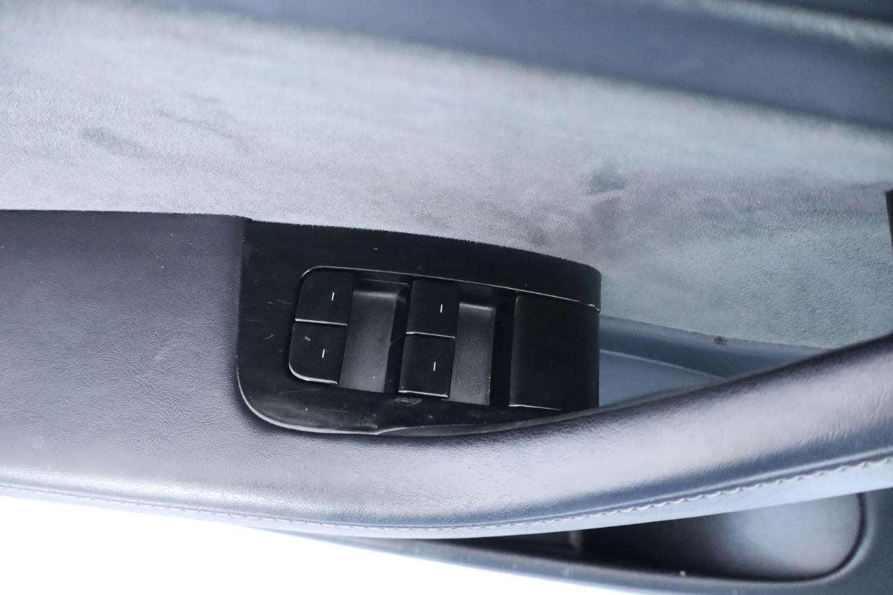 Tesla Model 3 Mid Range Battery RWD 2018