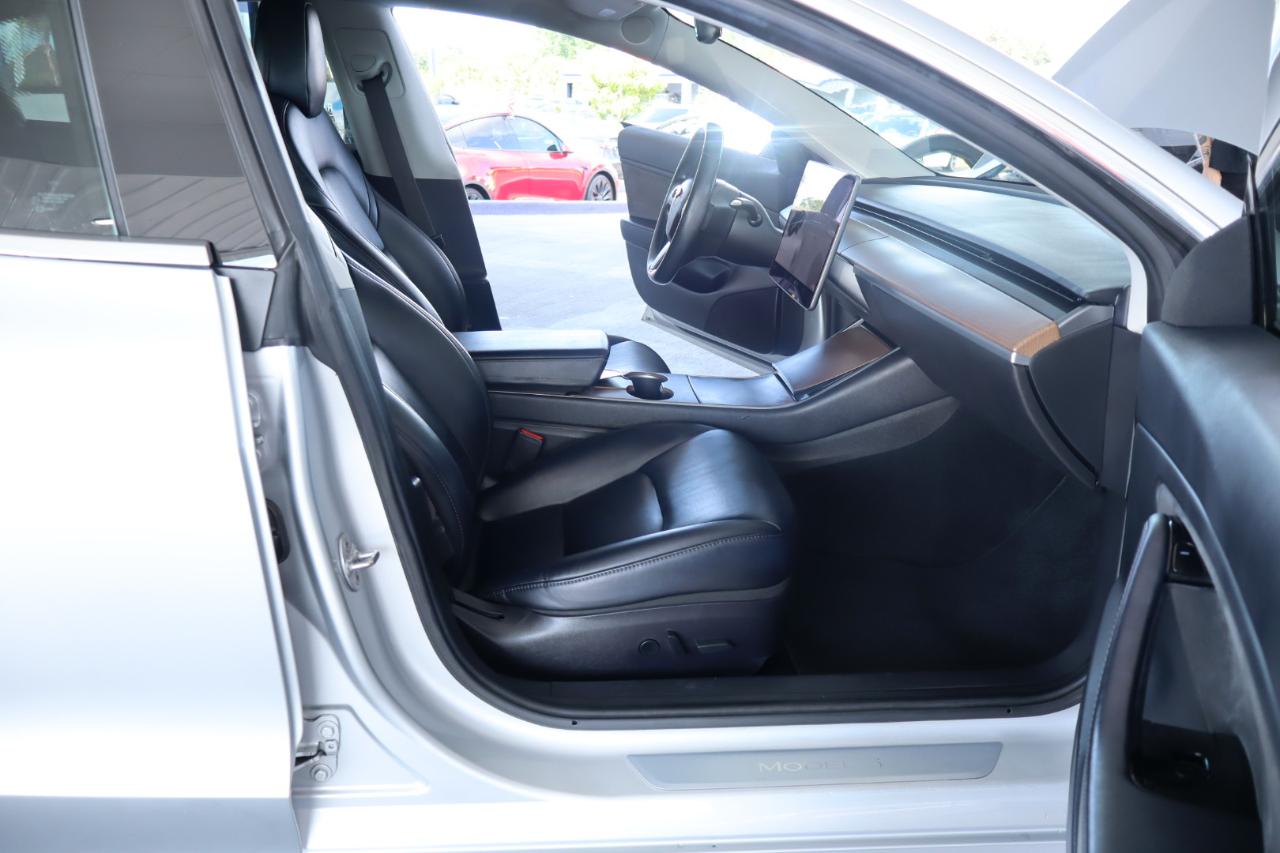 Tesla Model 3 Mid Range Battery RWD 2018