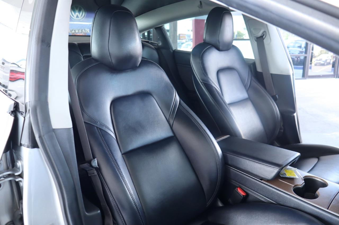 Tesla Model 3 Mid Range Battery RWD 2018