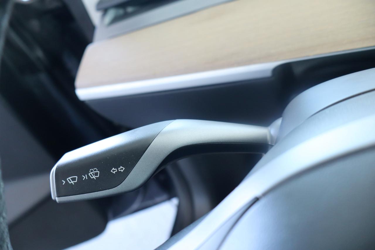 Tesla Model 3 RWD 2023