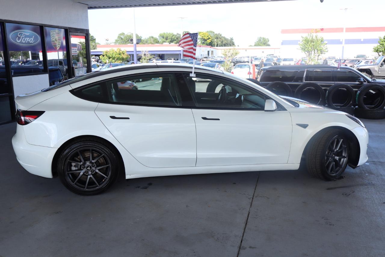 Tesla Model 3 RWD 2023