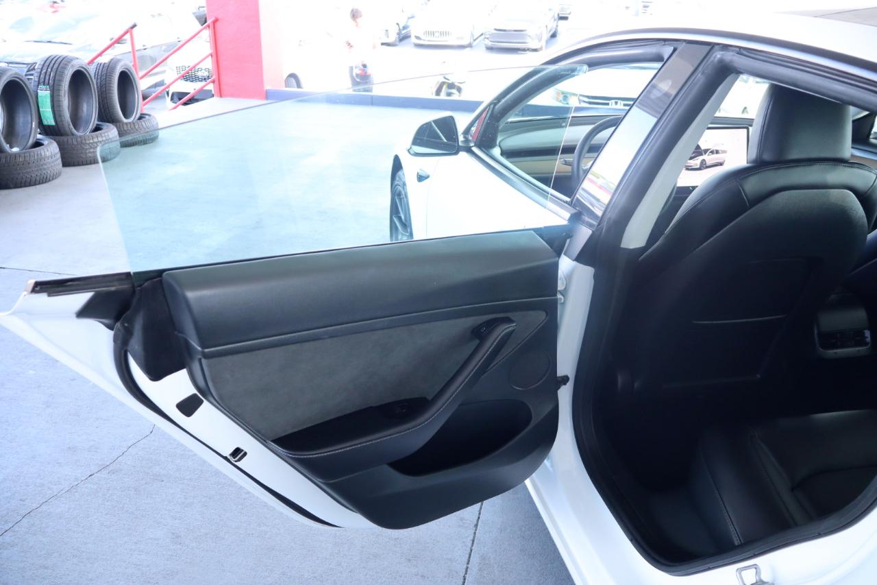 Tesla Model 3 RWD 2023