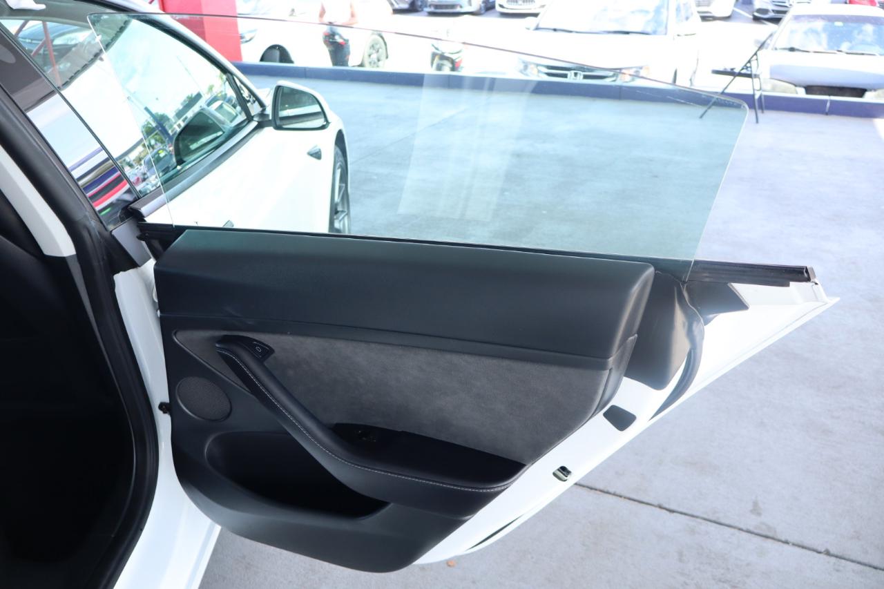 Tesla Model 3 RWD 2023