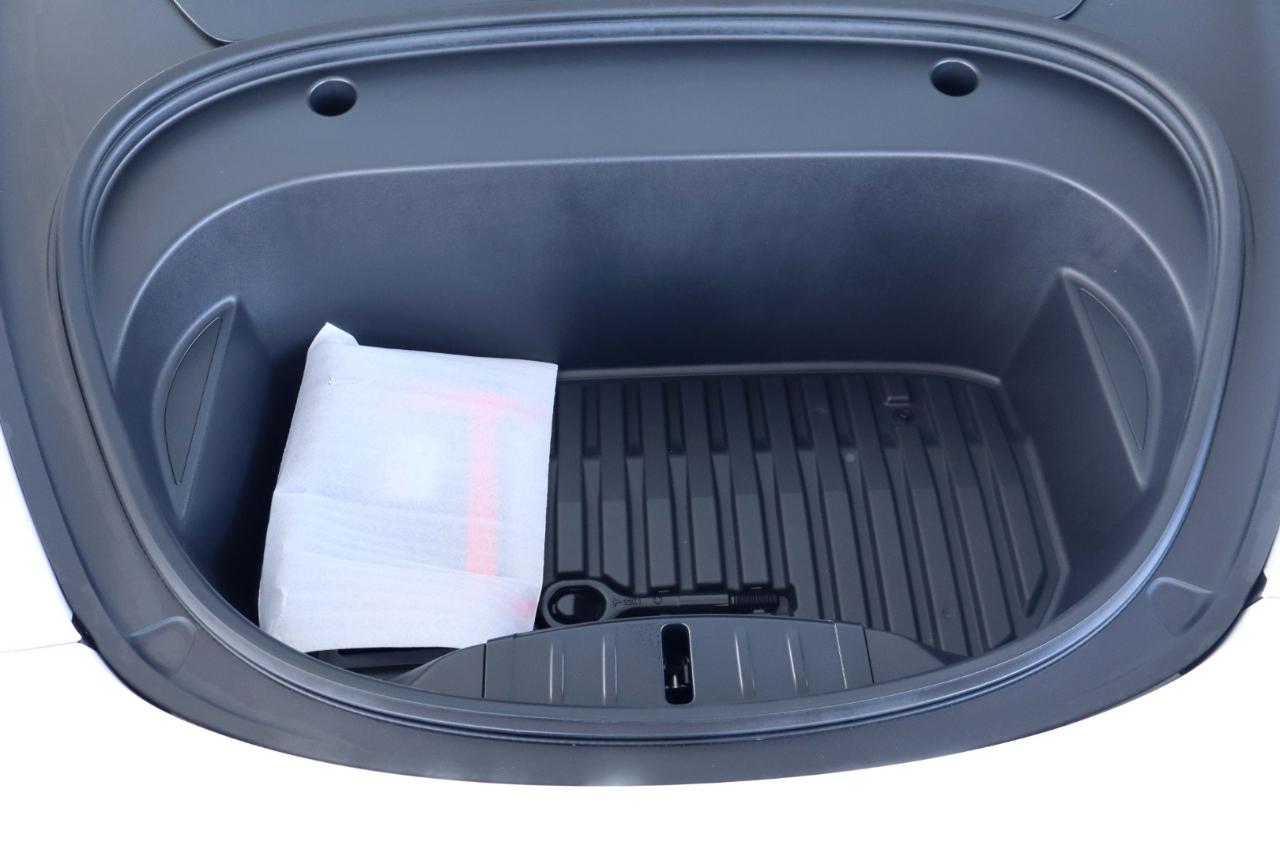 Tesla Model 3 RWD 2023