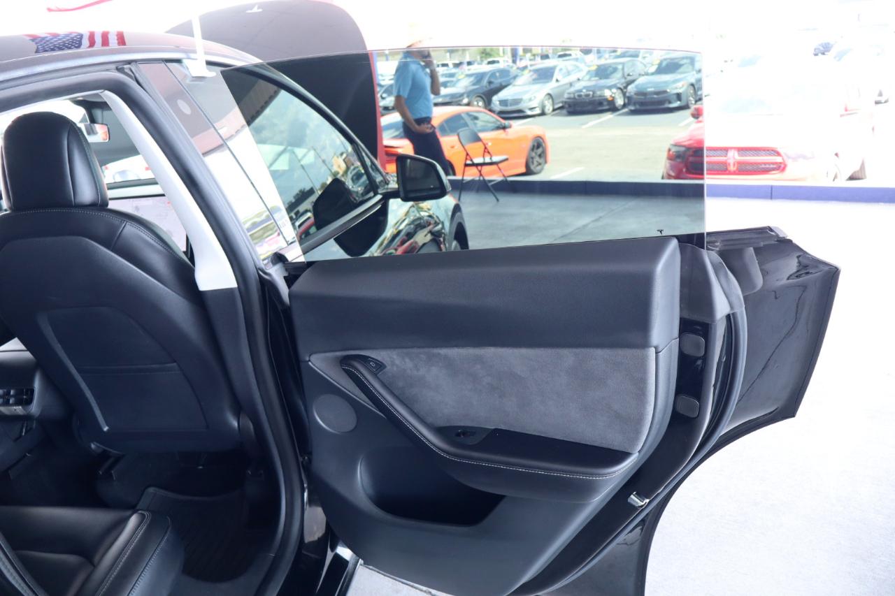 Tesla Model Y Long Range AWD 2021