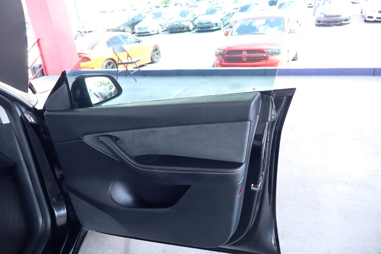 Tesla Model Y Long Range AWD 2021