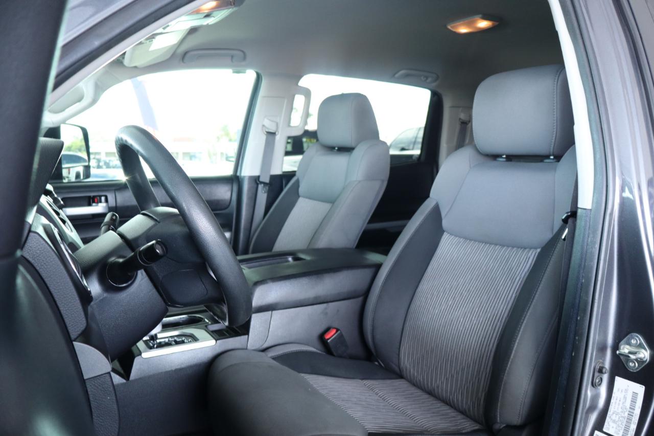 Toyota Tundra 2WD Truck CrewMax 5.7L V8 6-Spd AT SR5 (Natl) 2015