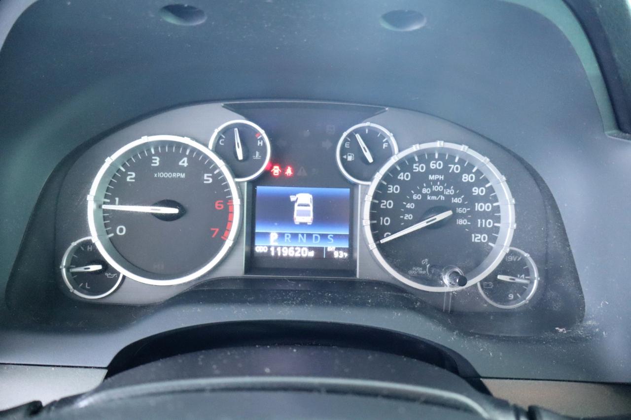 Toyota Tundra 2WD Truck CrewMax 5.7L V8 6-Spd AT SR5 (Natl) 2015
