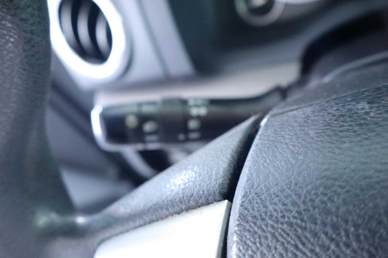 Toyota Tundra 2WD Truck CrewMax 5.7L V8 6-Spd AT SR5 (Natl) 2015