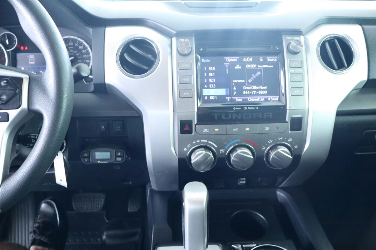Toyota Tundra 2WD Truck CrewMax 5.7L V8 6-Spd AT SR5 (Natl) 2015