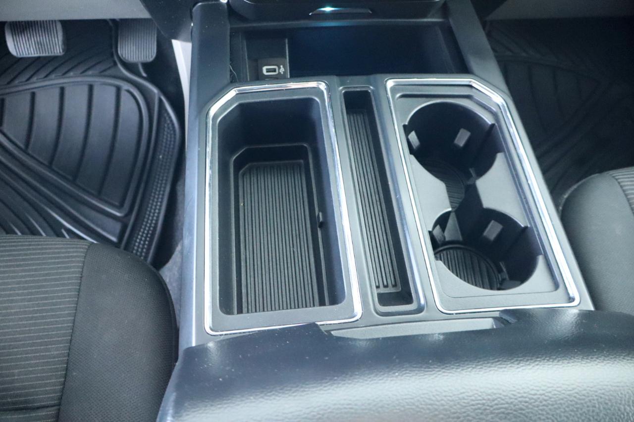 Ford F-150 2WD Reg Cab 122.5" XL 2020