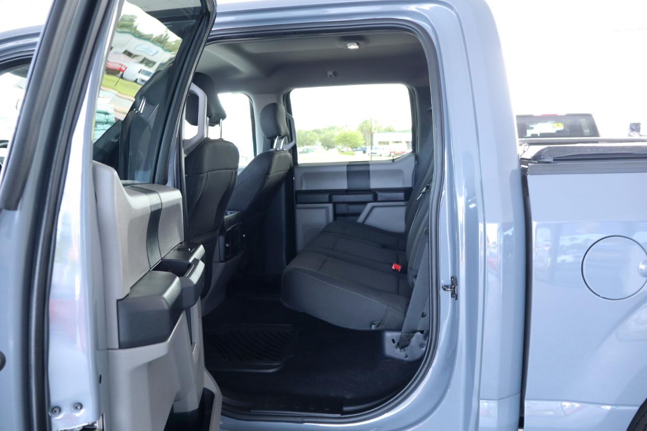 Ford F-150 2WD Reg Cab 122.5" XL 2020
