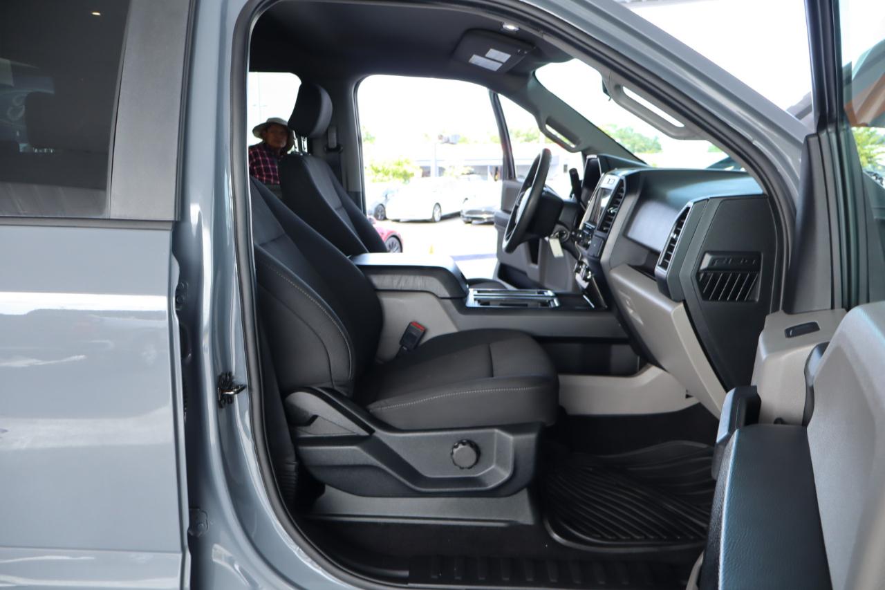 Ford F-150 2WD Reg Cab 122.5" XL 2020