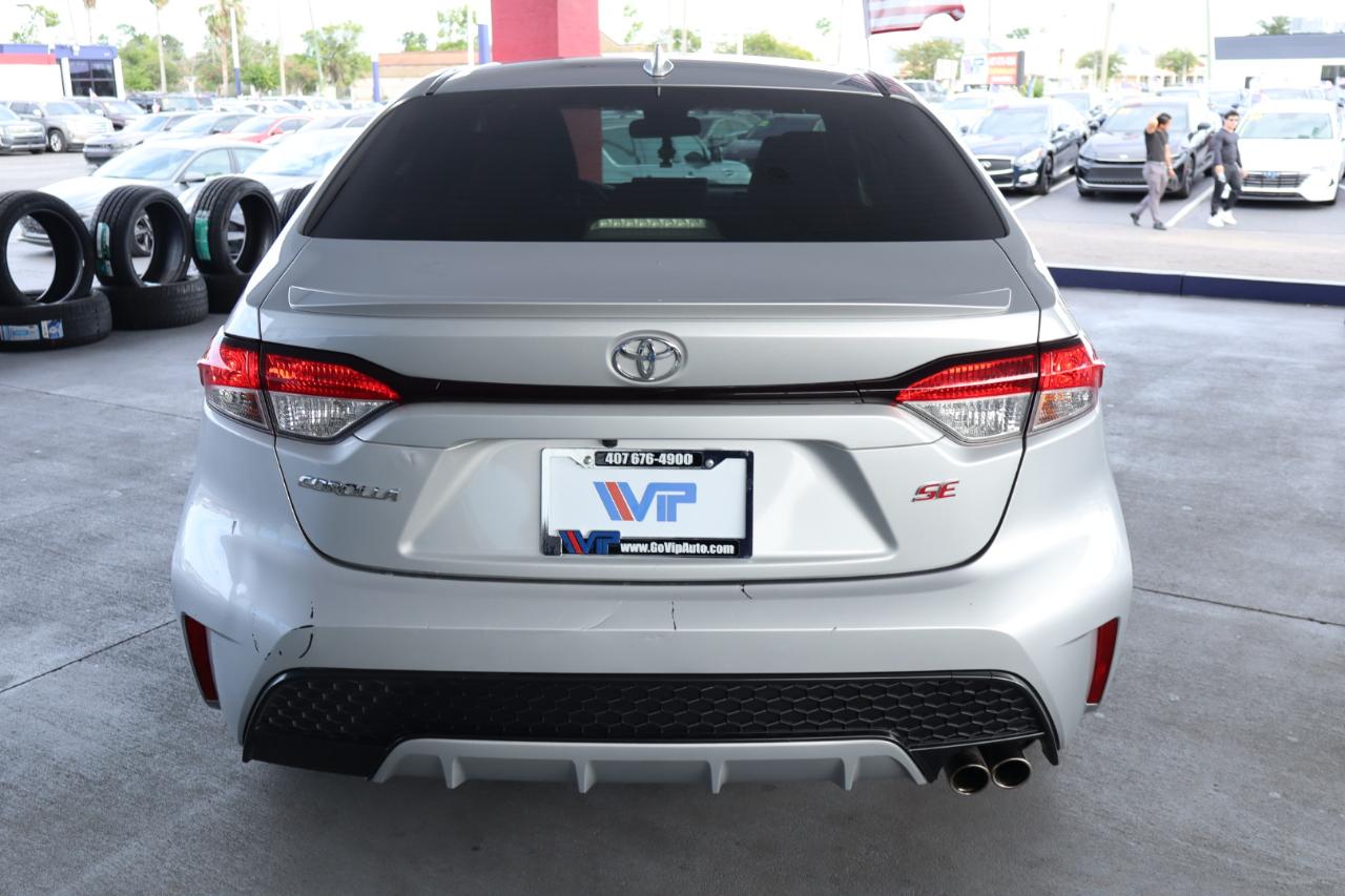 Toyota Corolla SE Nightshade CVT (Natl) 2022