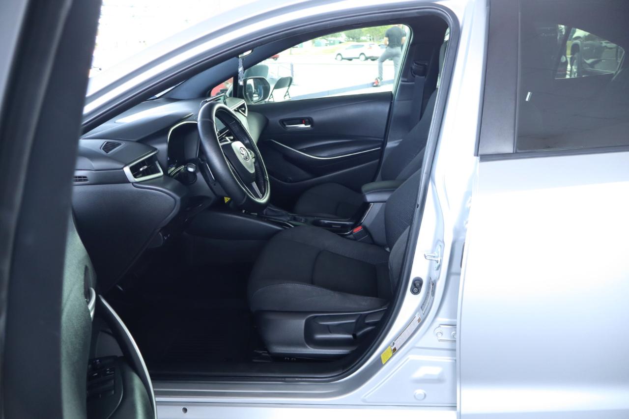 Toyota Corolla SE Nightshade CVT (Natl) 2022