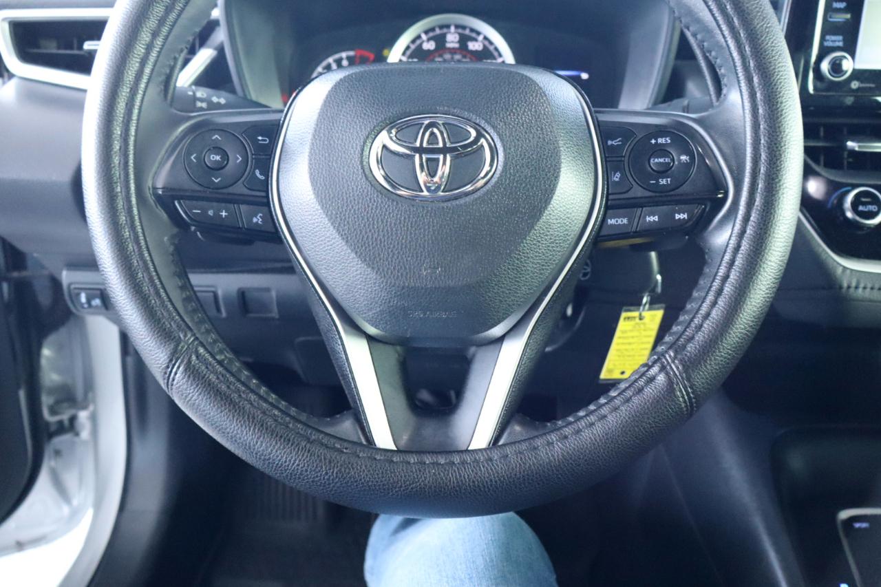 Toyota Corolla SE Nightshade CVT (Natl) 2022