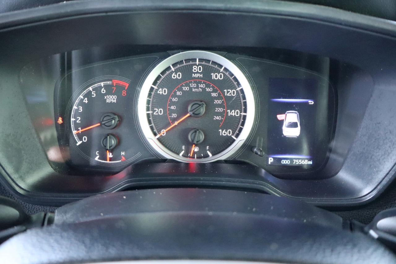 Toyota Corolla SE Nightshade CVT (Natl) 2022