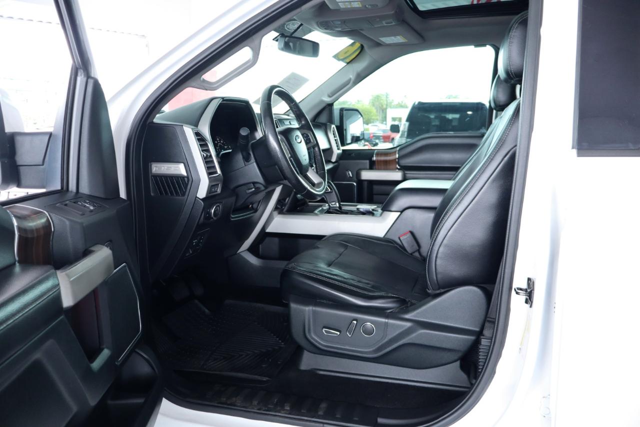 Ford F-150 4WD SuperCrew 145" Lariat 2016