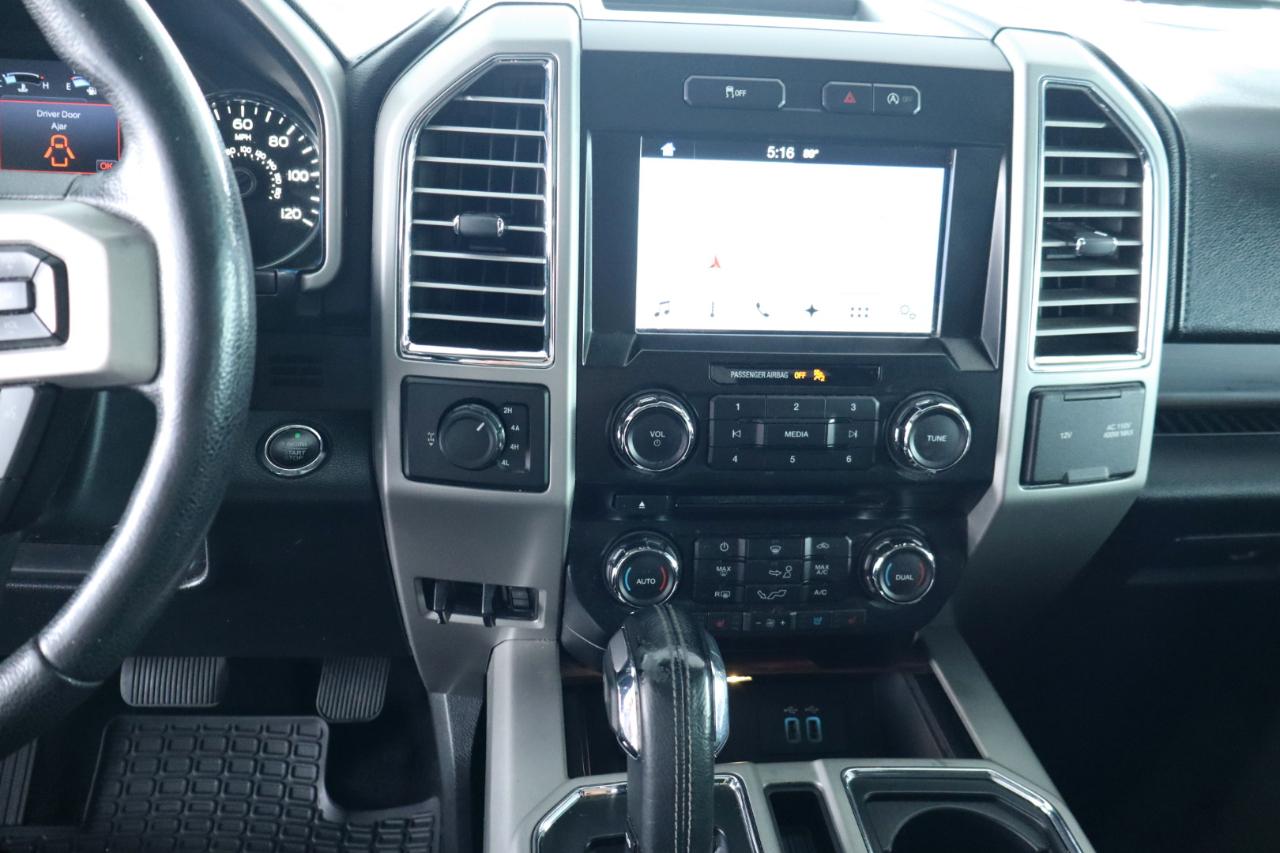 Ford F-150 4WD SuperCrew 145" Lariat 2016