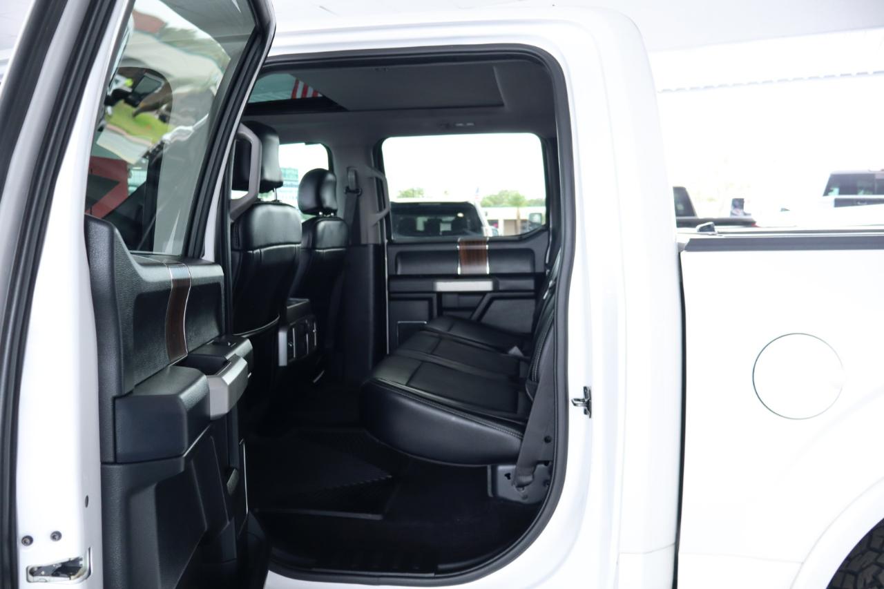 Ford F-150 4WD SuperCrew 145" Lariat 2016