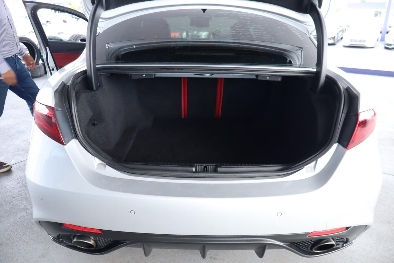 Alfa Romeo Giulia Ti AWD 2017