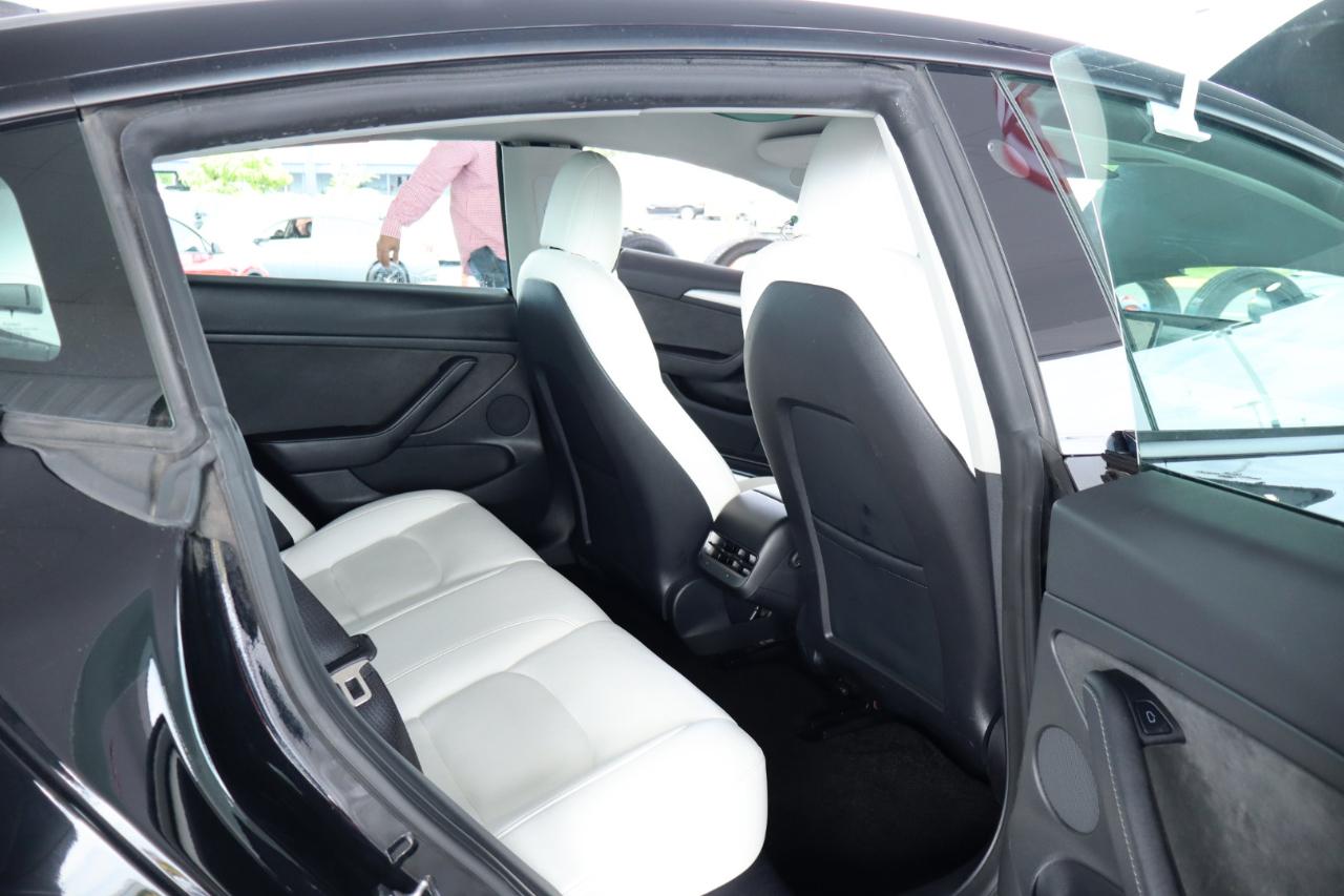 Tesla Model 3 RWD 2022