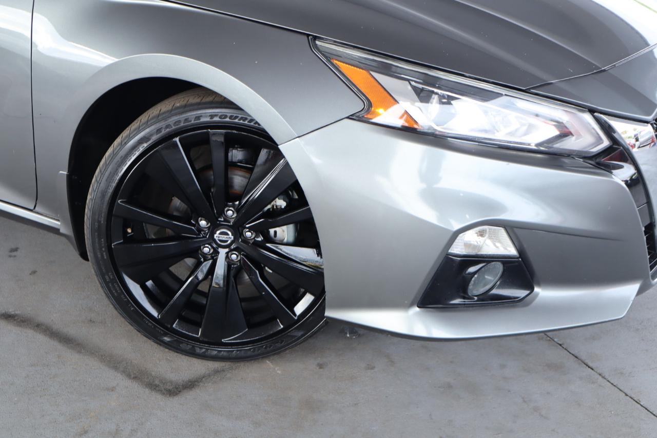 Nissan Altima 2.5 SR Sedan 2022
