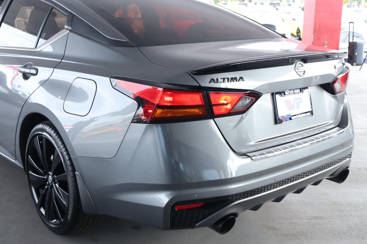 Nissan Altima 2.5 SR Sedan 2022