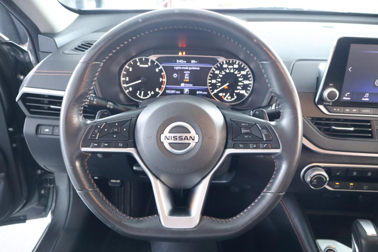 Nissan Altima 2.5 SR Sedan 2022