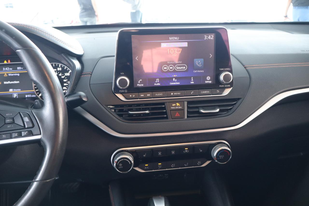 Nissan Altima 2.5 SR Sedan 2022