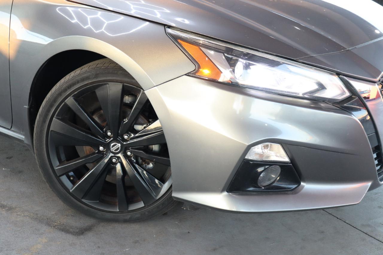 Nissan Altima 2.5 SR Sedan 2022