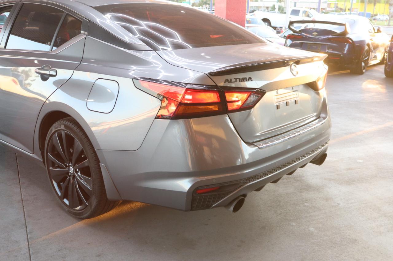 Nissan Altima 2.5 SR Sedan 2022
