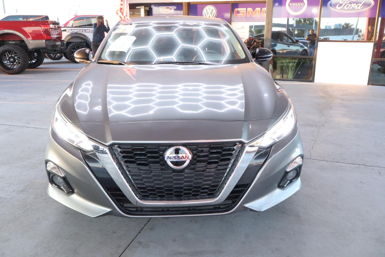 Nissan Altima 2.5 SR Sedan 2022