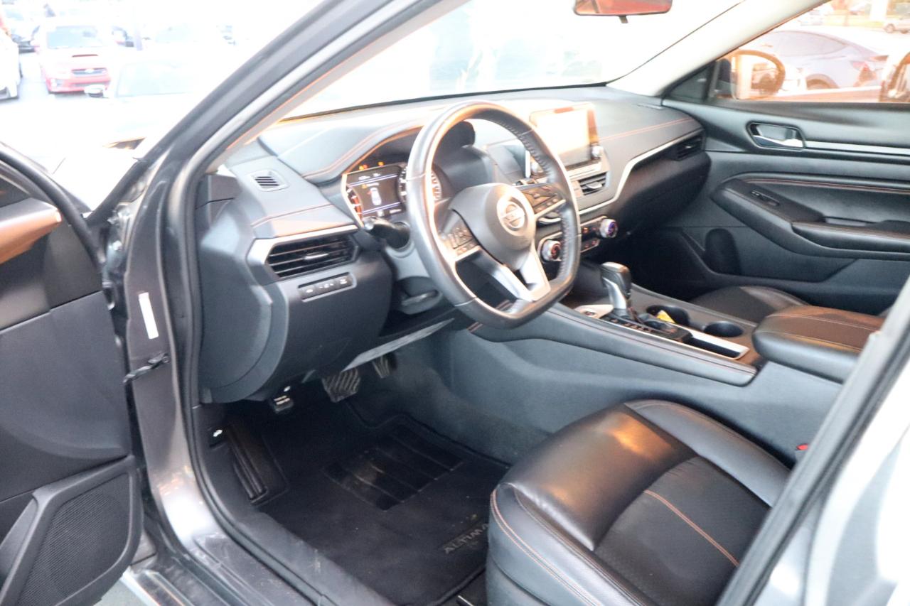 Nissan Altima 2.5 SR Sedan 2022