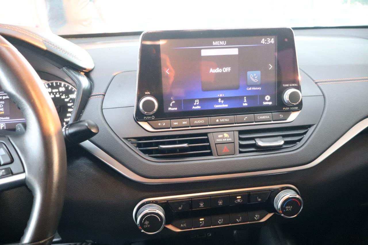 Nissan Altima 2.5 SR Sedan 2022