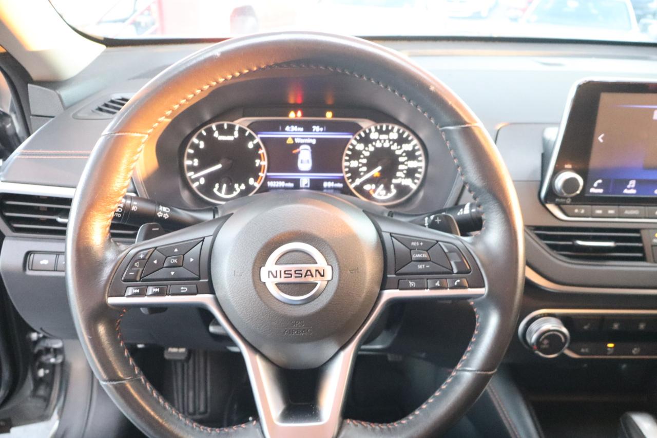 Nissan Altima 2.5 SR Sedan 2022