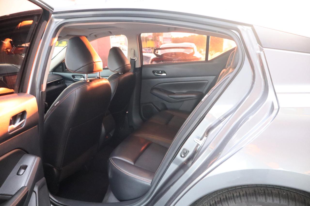 Nissan Altima 2.5 SR Sedan 2022