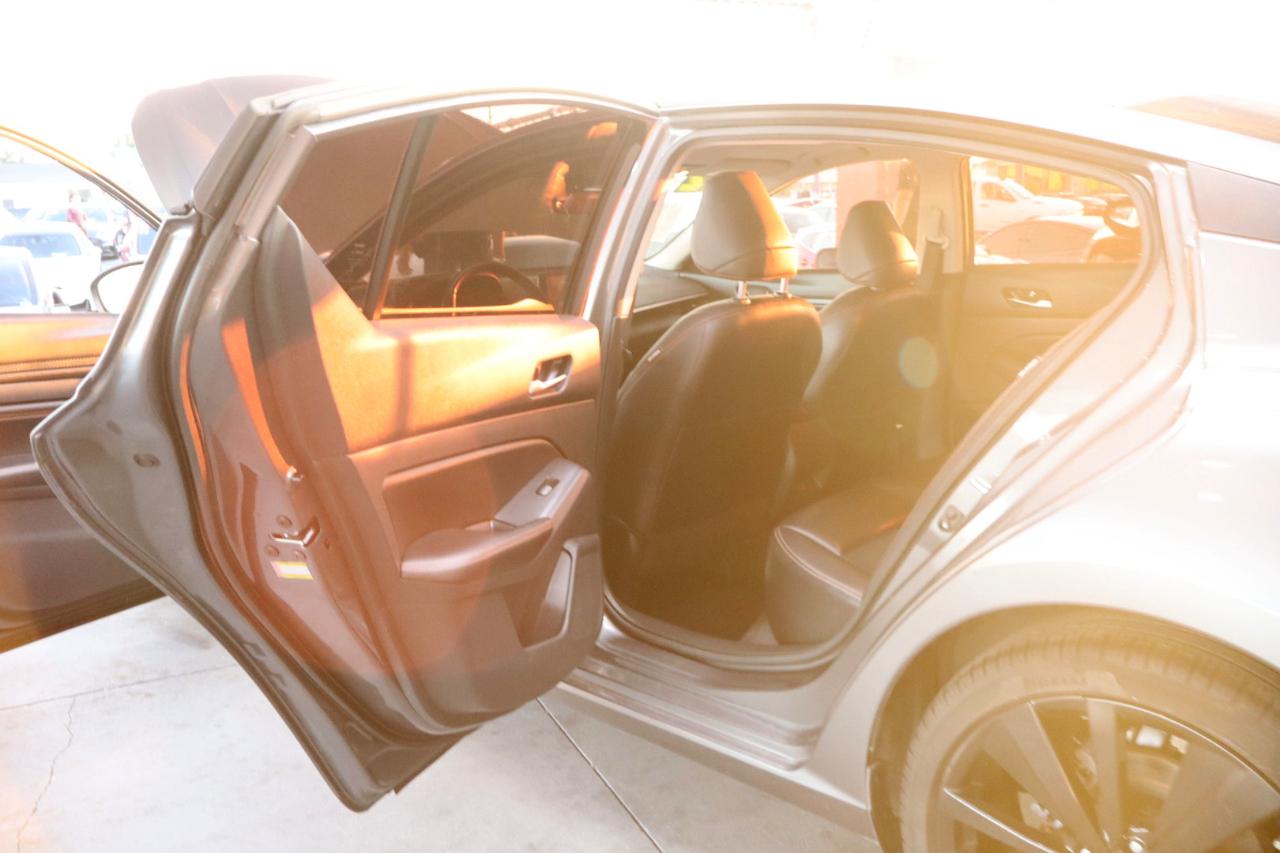 Nissan Altima 2.5 SR Sedan 2022