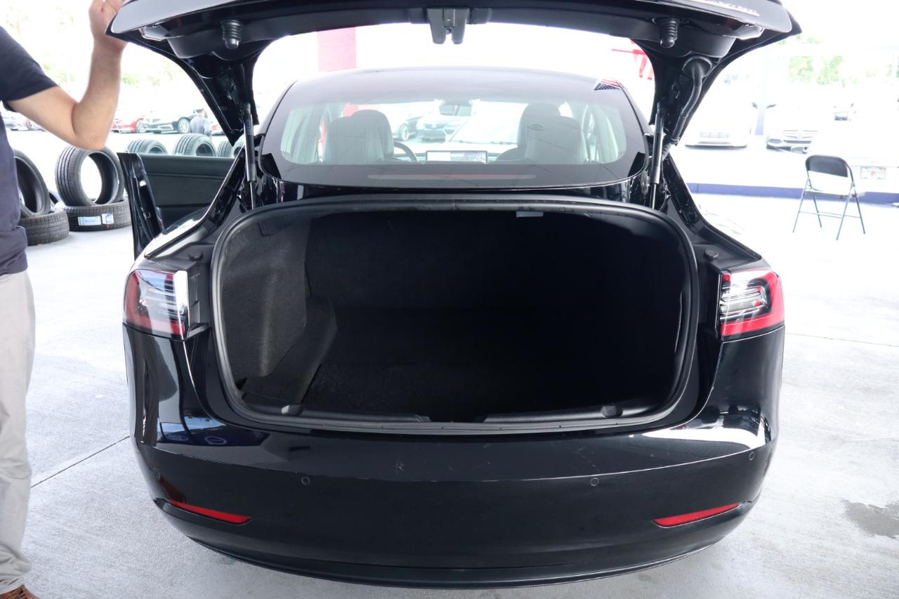 Tesla Model 3 Long Range Battery AWD 2018