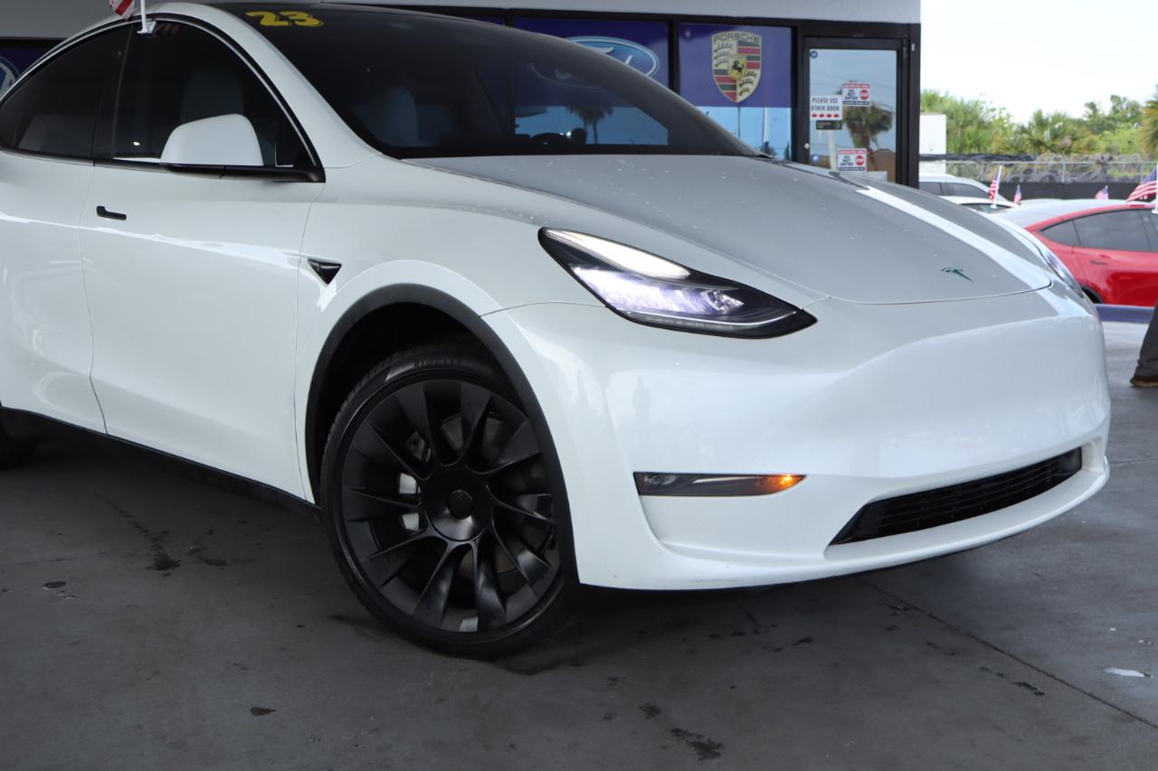 Tesla Model Y Long Range AWD 2023