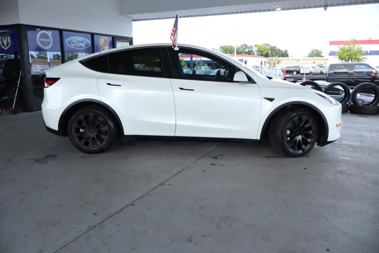 Tesla Model Y Long Range AWD 2023