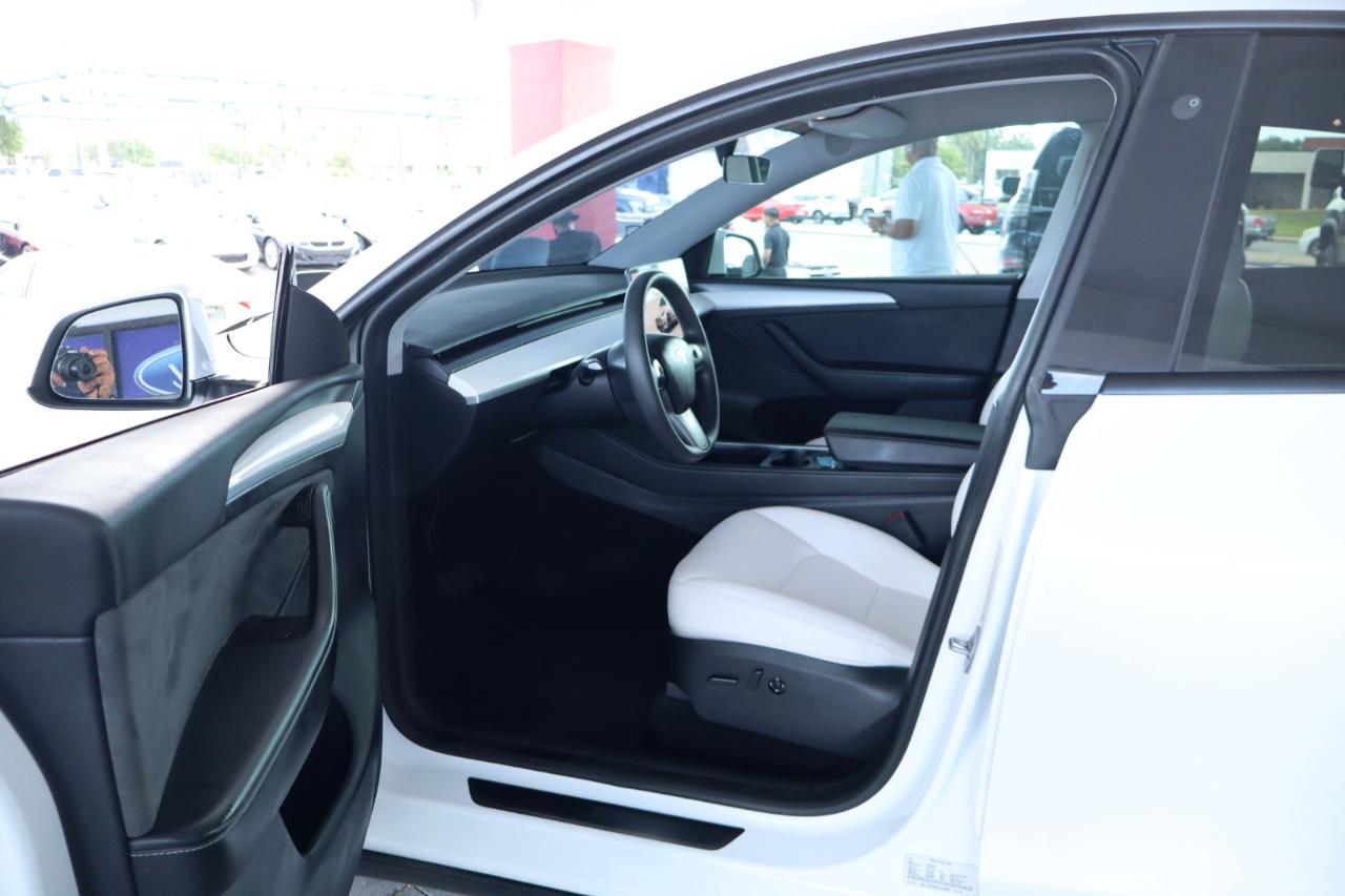 Tesla Model Y Long Range AWD 2023