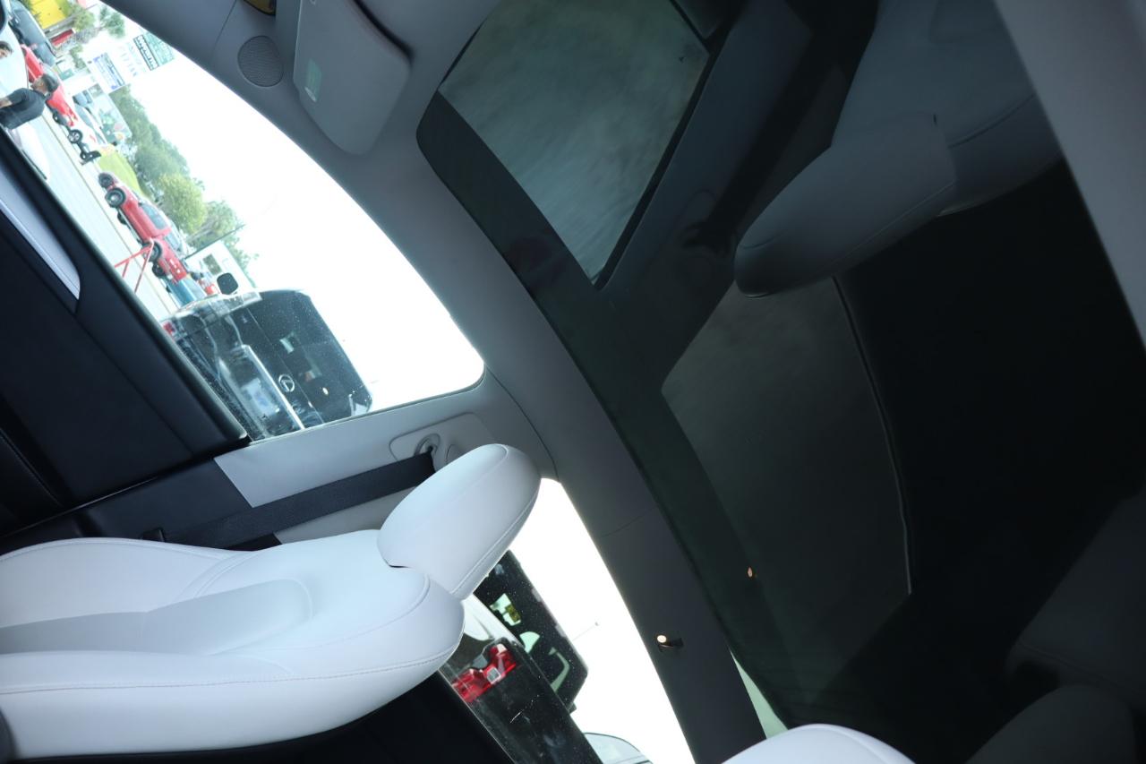 Tesla Model Y Long Range AWD 2023