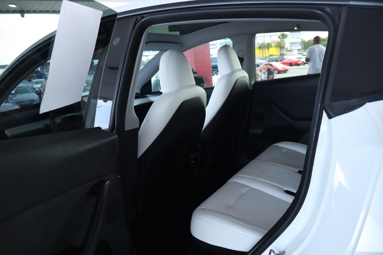 Tesla Model Y Long Range AWD 2023