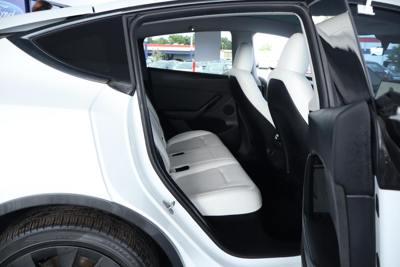 Tesla Model Y Long Range AWD 2023