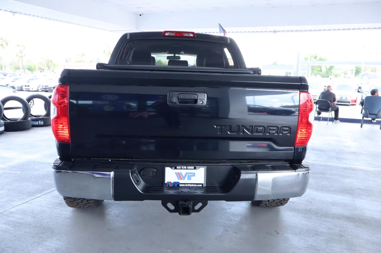 Toyota Tundra 2WD Truck CrewMax 5.7L FFV V8 6-Spd AT LTD (Natl) 2016